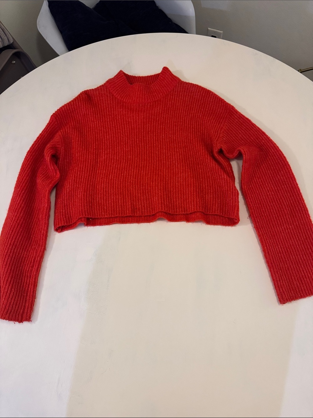 H&M Red Cropped Ribbed Mock Neck Sweater